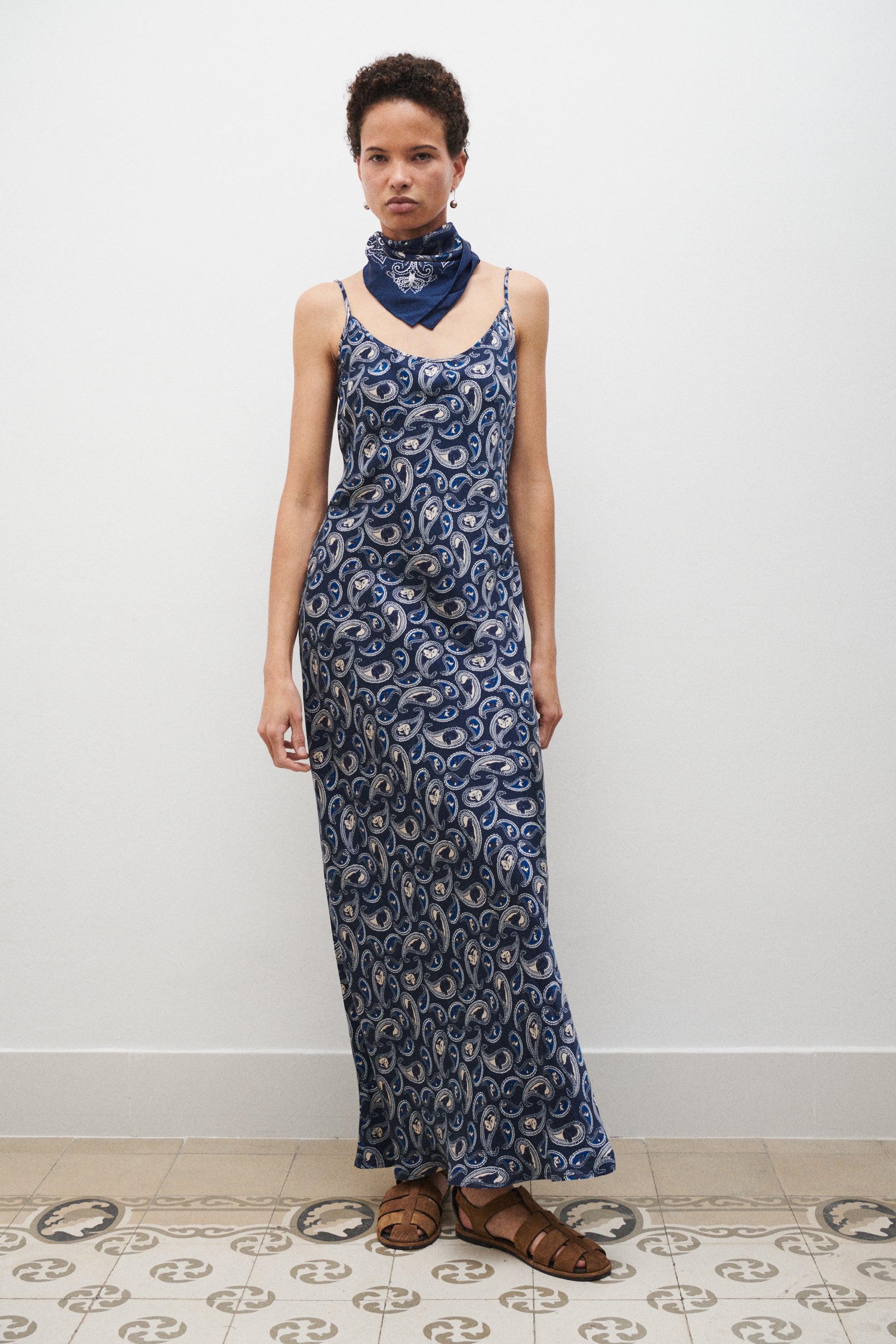 1996 Dress Hounds Paisley