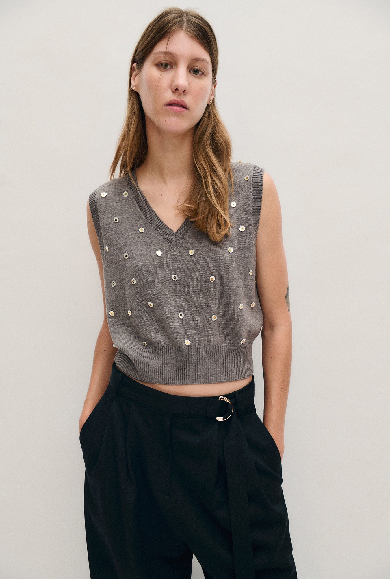 V-NECK SWEATER PEARL