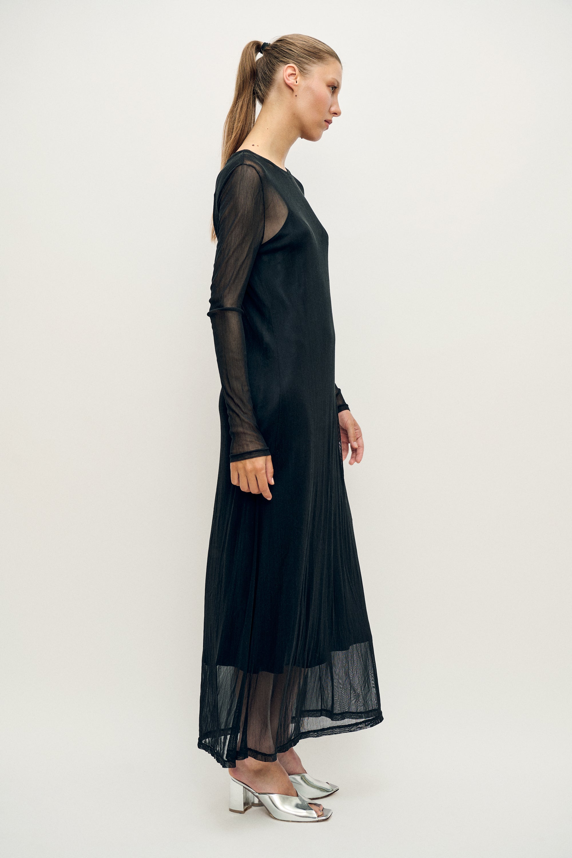 MESH LONG SLEEVE DRESS BLACK
