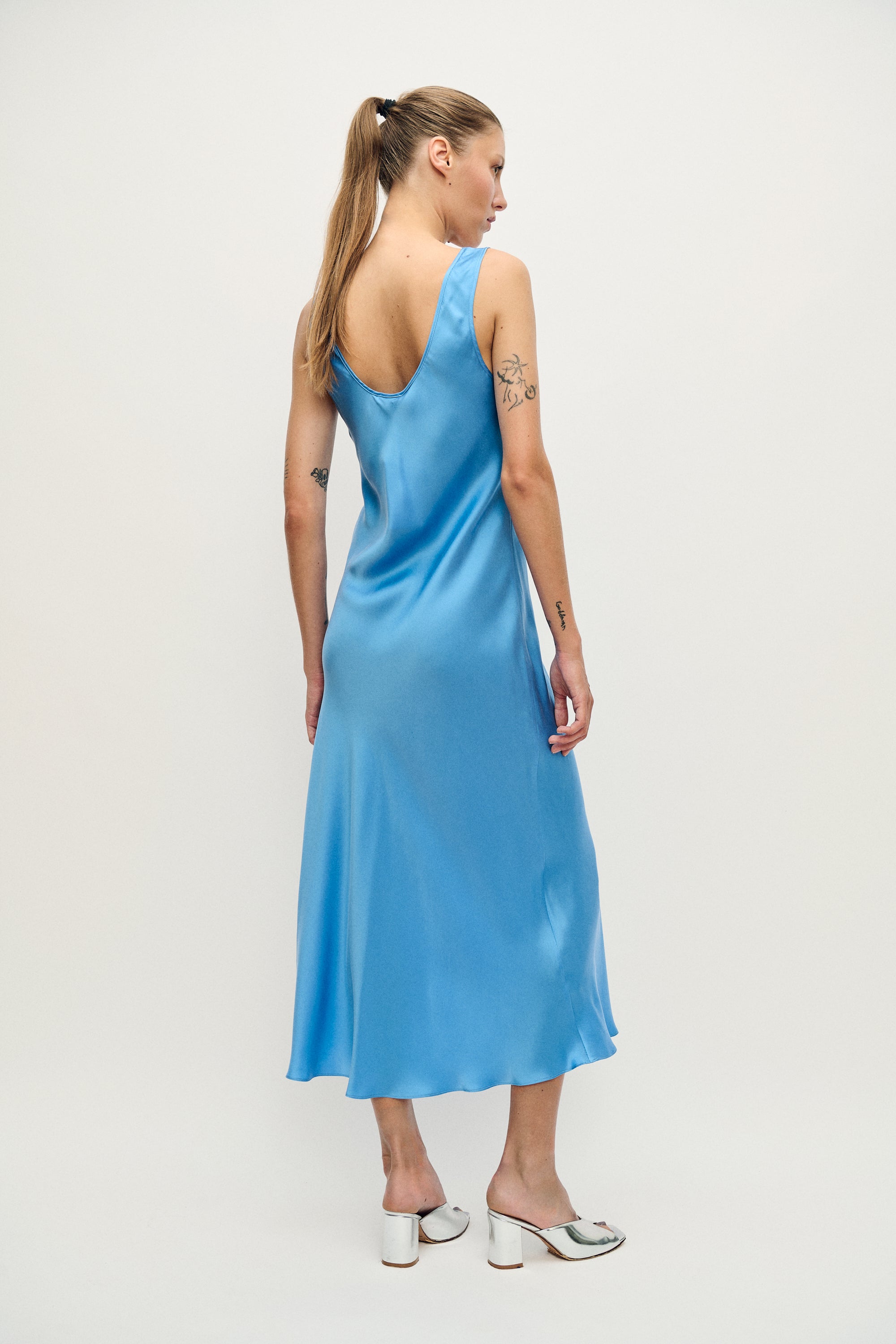silk laundry blue dress Silk Laundry Blue Silk Midi Dress Silk Laundry