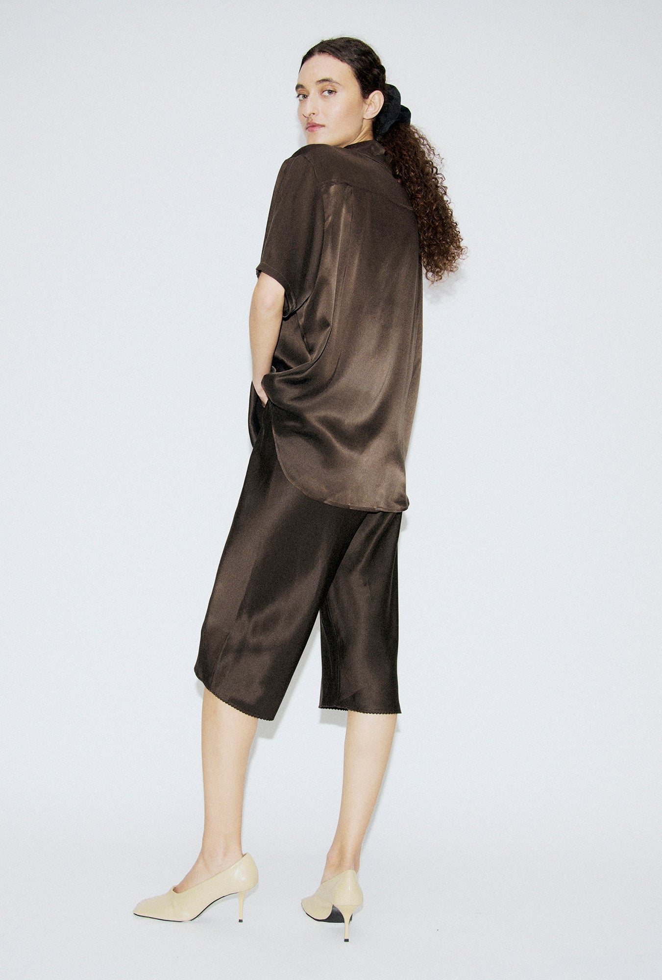 Short Sleeve Boyfriend Shirt Mantis