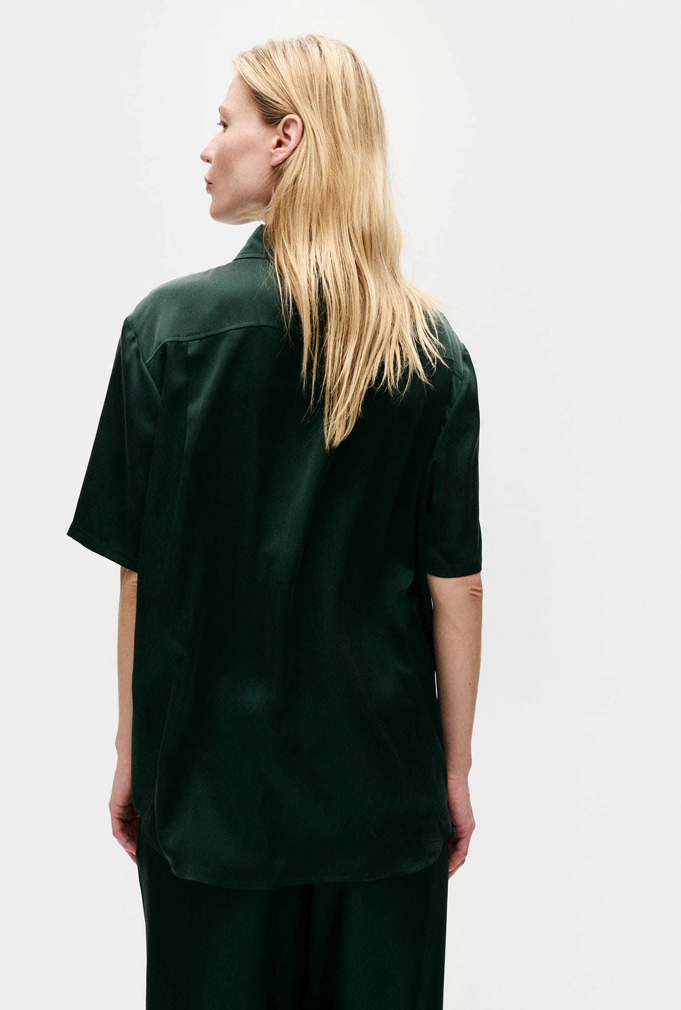Short Sleeve Boyfriend Shirt Scarab