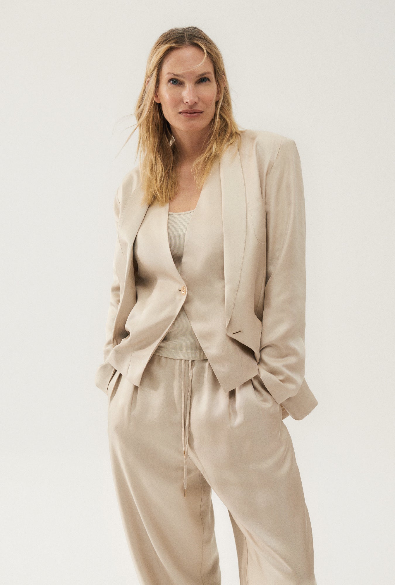 Twill Slouch Vest Hazelnut